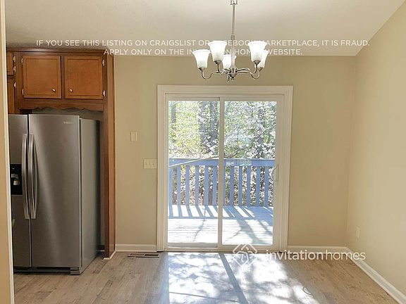 3rd image of 2559 Porter Dr