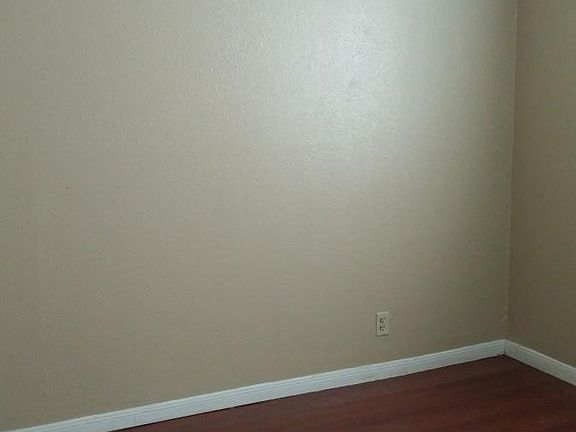 3rd image of 1019 Burkett St APT B