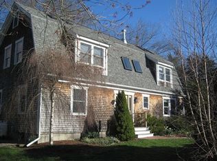 11 Raymond St, Dartmouth, MA 02748