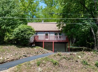 126 Cross Rd, Clarksburg, MA 01247