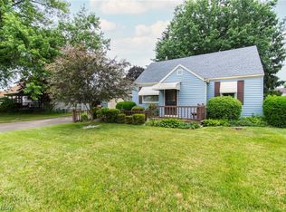 207 Smithfield St, Struthers, OH 44471