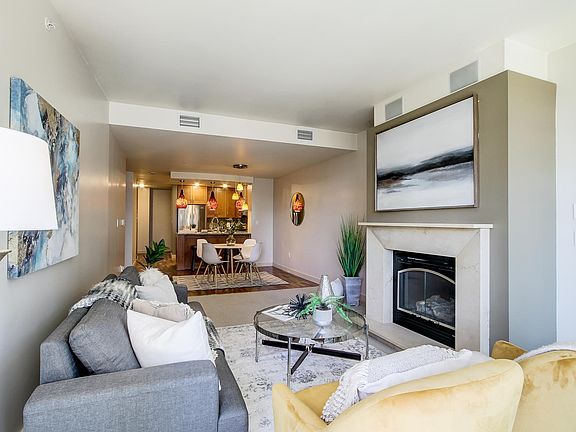 2nd image of 10650 NE 9th Pl Unit 525