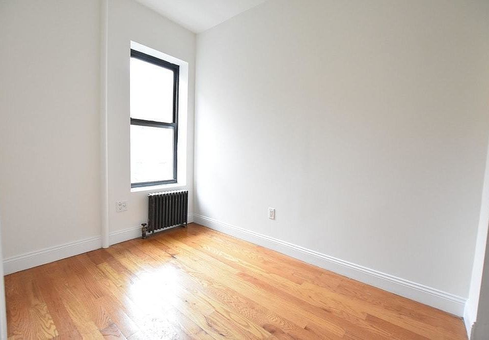 1st image of 35 Bedford St #2O