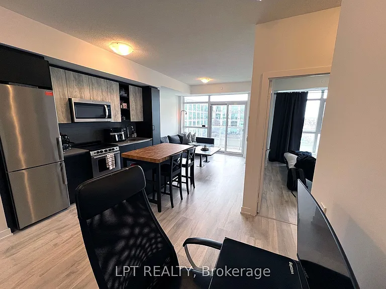 251 Manitoba St #1211 — Photo 2