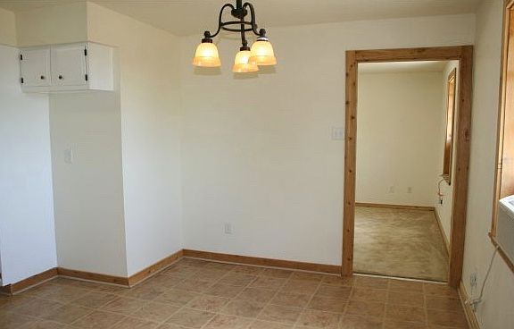 3rd image of 830 County Road 141