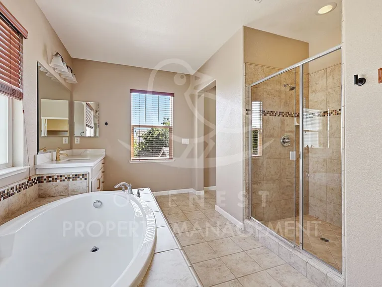 2127 Ranch View Dr — Photo 30