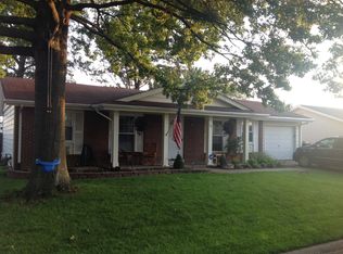 58 Country Hill Rd, Saint Peters, MO 63376