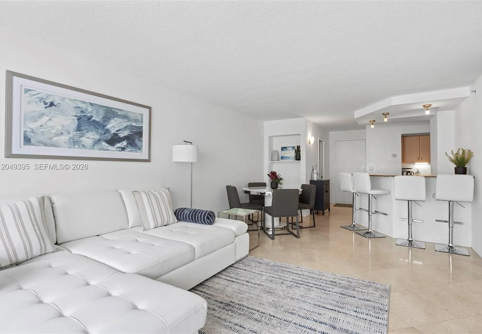 The Collins Condo — Photo 3