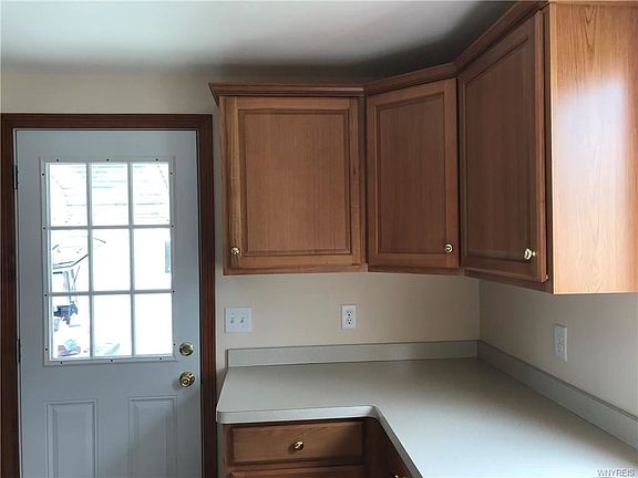 5th image of 84 W Melcourt Dr