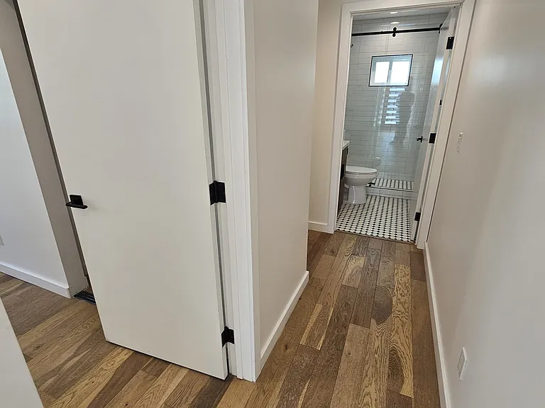 4260 Laurel Canyon Blvd — Photo 12