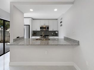 2801 28th Way, West Palm Beach, FL 33407