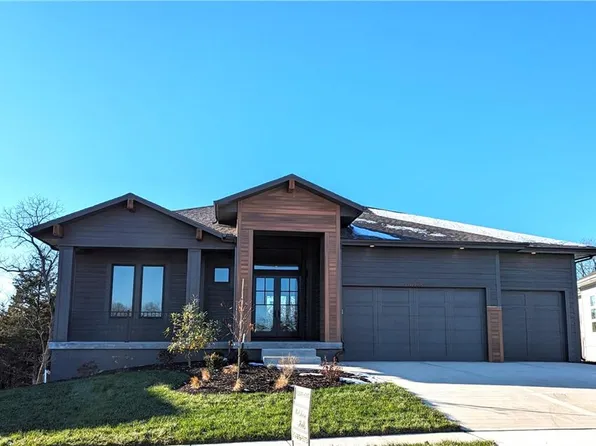 16908 Hayes St, Overland Park, KS 66085