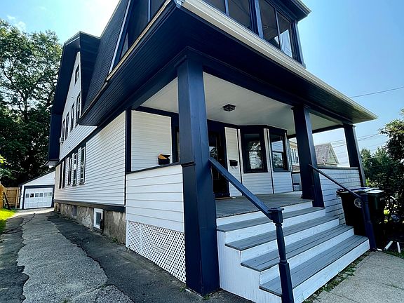 3rd image of 530 King Street