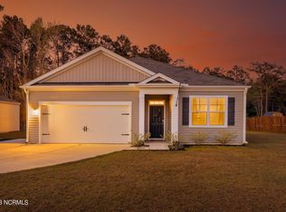 699 Morris Landing Rd, Holly Ridge, NC 28445