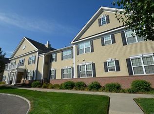 102 Canter Ct, Goshen, NY 10924