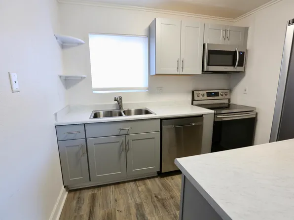 1169 N. Escondido Blvd.