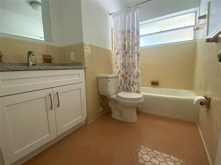 641 S Lakemont Ave — Photo 9