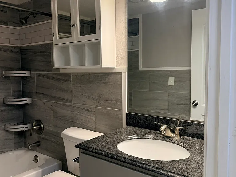 234 N Lorimier St #3 — Photo 6
