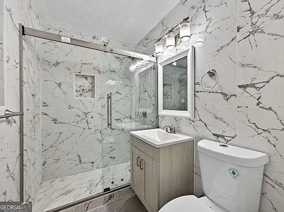 21 Delmont Dr N #5 — Photo 10
