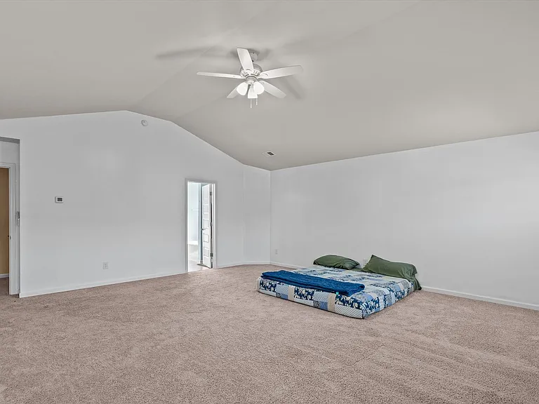 4704 Southwind Rd — Photo 34