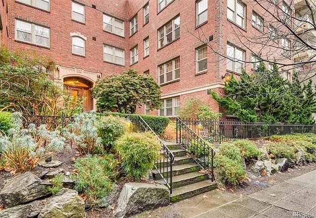 1st image of 124 Warren Ave N APT 309