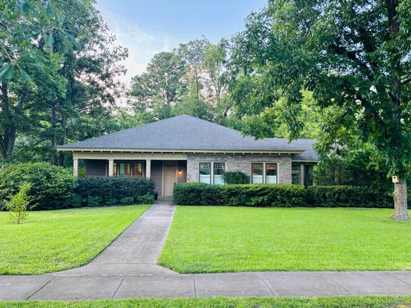 16797 E Main St, Louisville, MS 39339