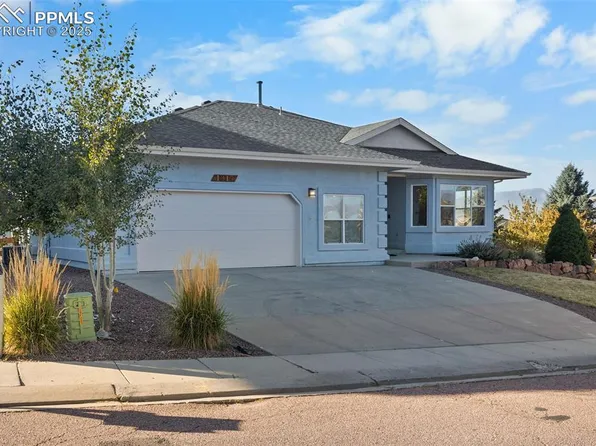 1817 Queens Canyon Ct, Colorado Springs, CO 80921