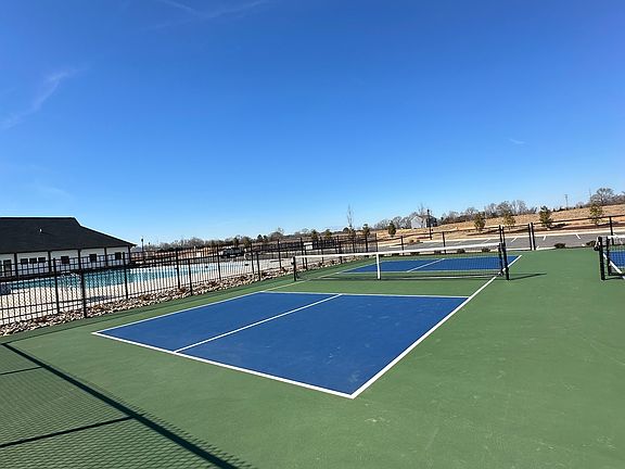 4th image of 101 Mosby Dr