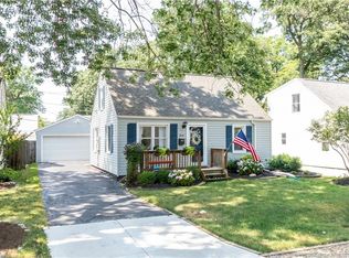254 S Point Dr, Avon Lake, OH 44012