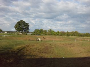 12275 Macedonia Rd, Macedonia, IL 62860