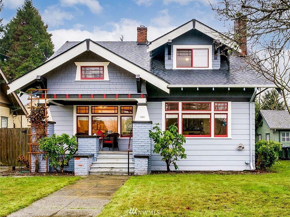 1st image of 1923 4th Avenue E