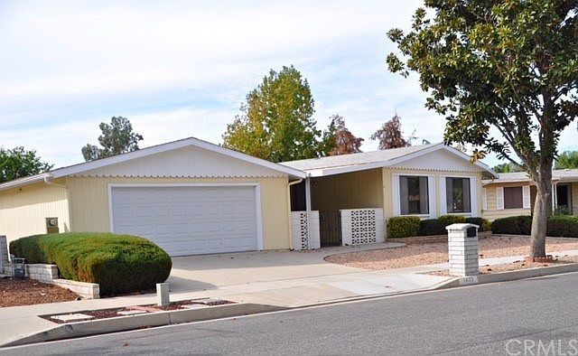 1st image of 1433 Willow Leaf Dr