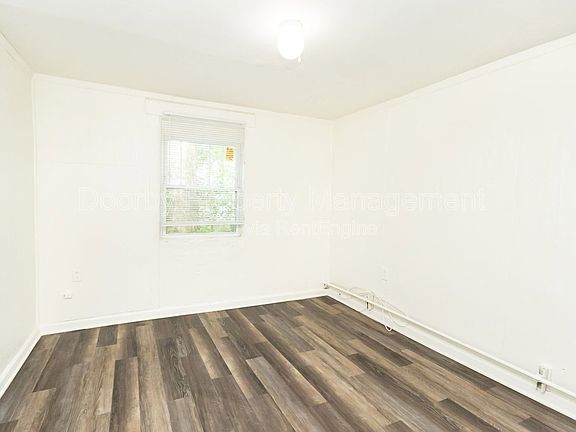 5th image of 417 N Hawthorne St #419