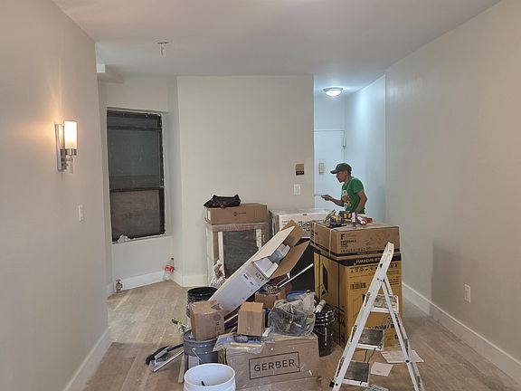 3rd image of 548 E 82nd St APT 3A