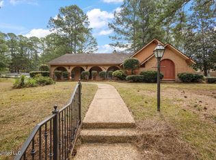 395 Heritage Pl, Jackson, MS 39212