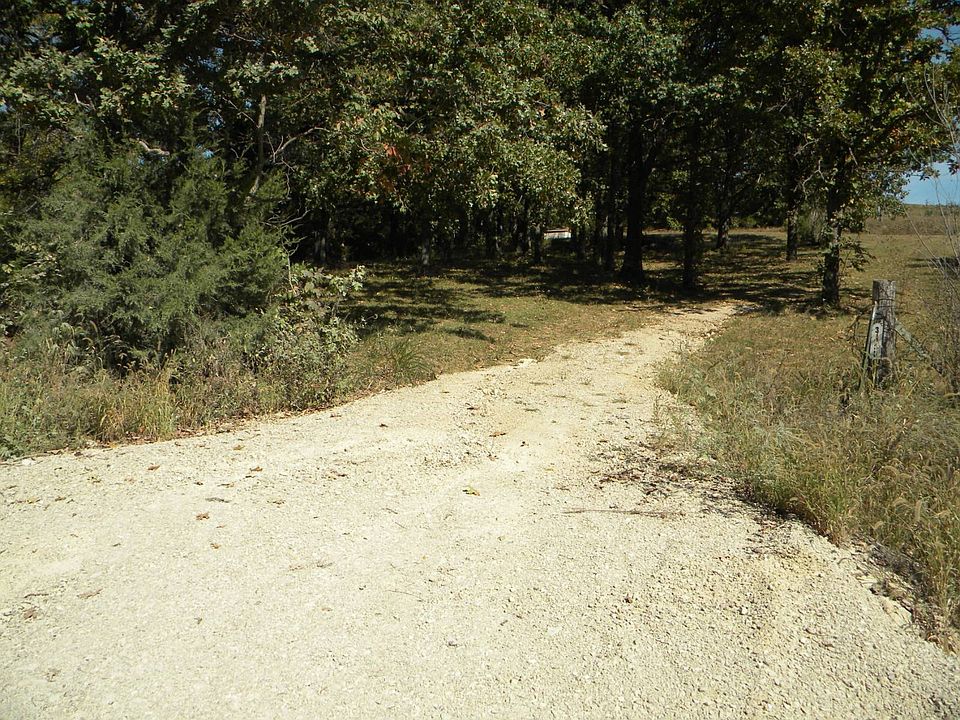 1st image of 3353 Meyers Hollow Rd