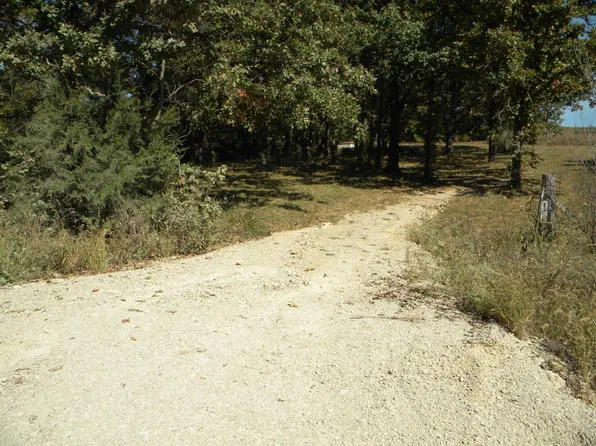 3353 Meyers Hollow Rd, Marshfield, MO 65706