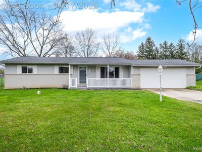5395 Howe Rd, Grand Blanc, MI, 48439