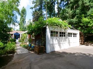 8707 SW Leahy Rd, Portland, OR 97225