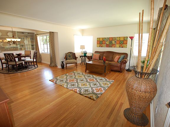 2nd image of 161 Catalan Blvd NE