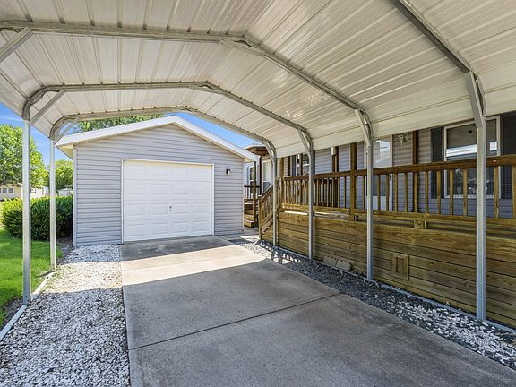 2nd image of 815 Celtic Dr