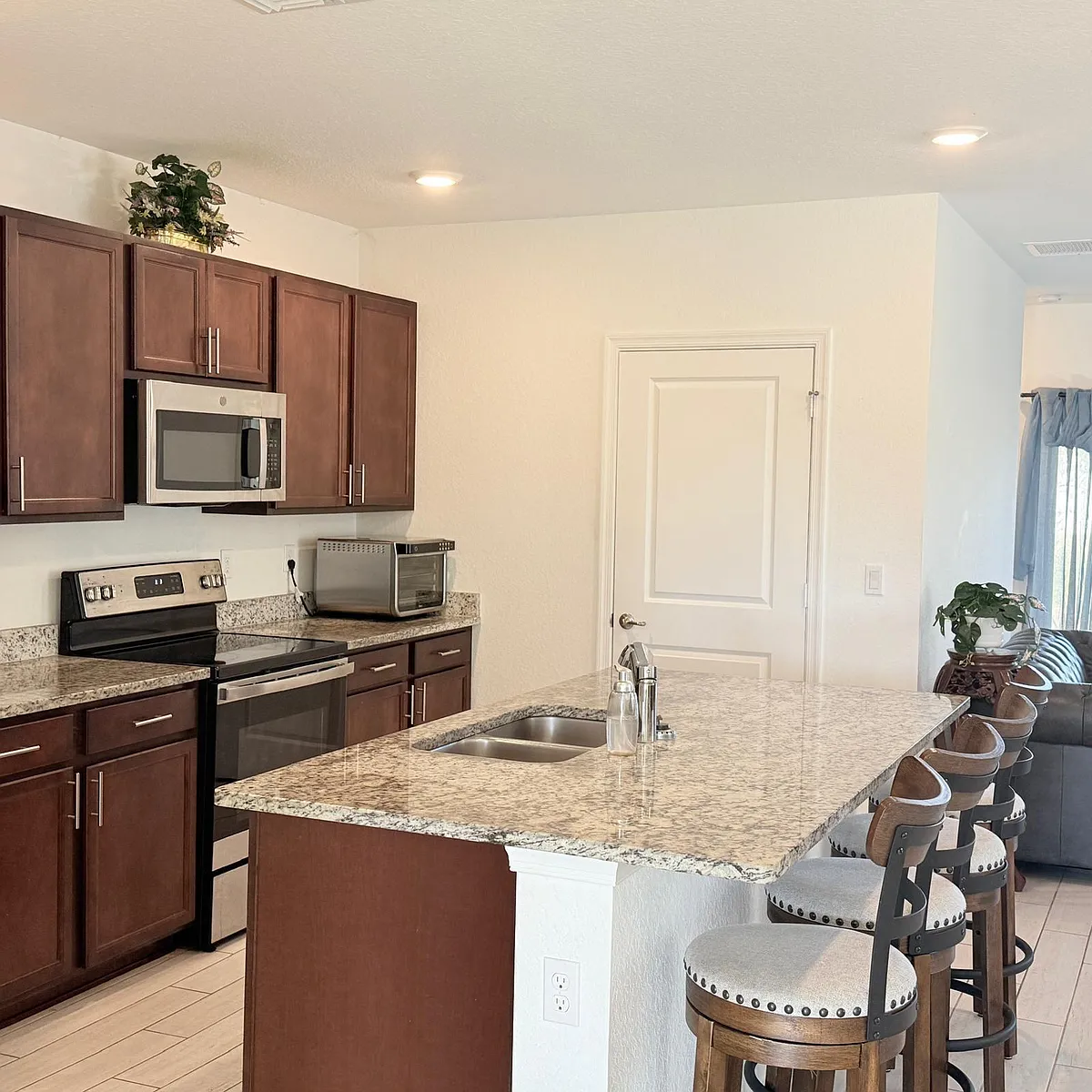 Building Photo - 5154 Armina Pl
