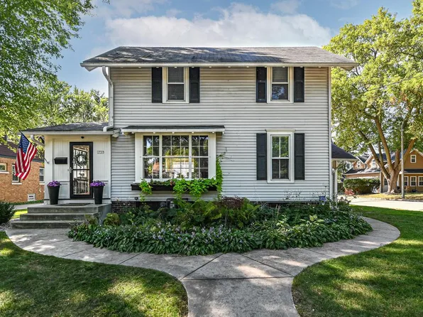 1737 North 71st STREET, Wauwatosa, WI 53213