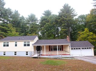 21 Woodlawn Cir, Pelham, NH 03076