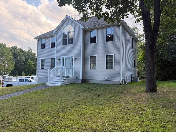 2nd image of 25 Winston Cir