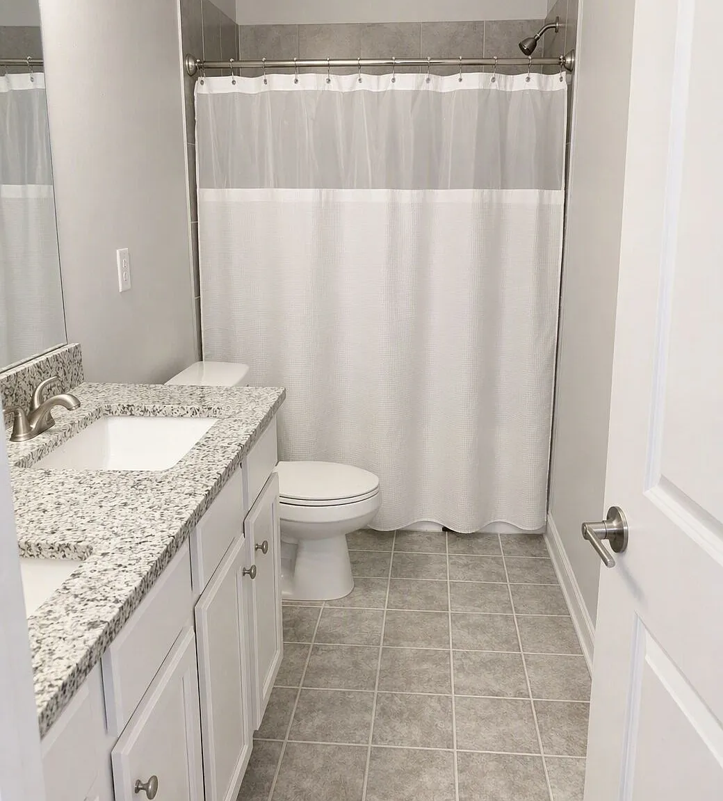 3 bed, 2.5 bath, 1800 sqft, $2,100 — Photo 4