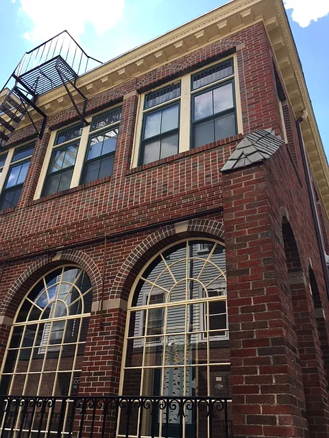 322 Broadway