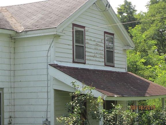 2nd image of 1660 State Highway 51