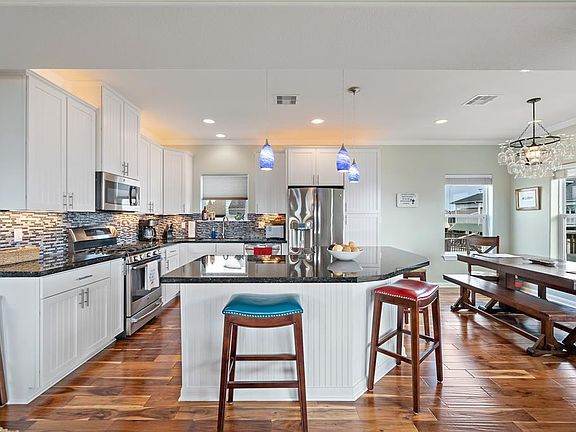 5th image of 16535 Barbados Way