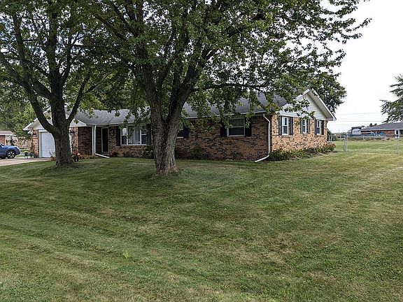2nd image of 4801 Pumpkin Leaf Dr